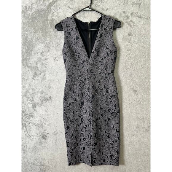 Alice + Olivia Dresses & Skirts - Alice + Olivia Black Lace Mini Dress XS V-Neck Cocktail Party Elegant Size 0